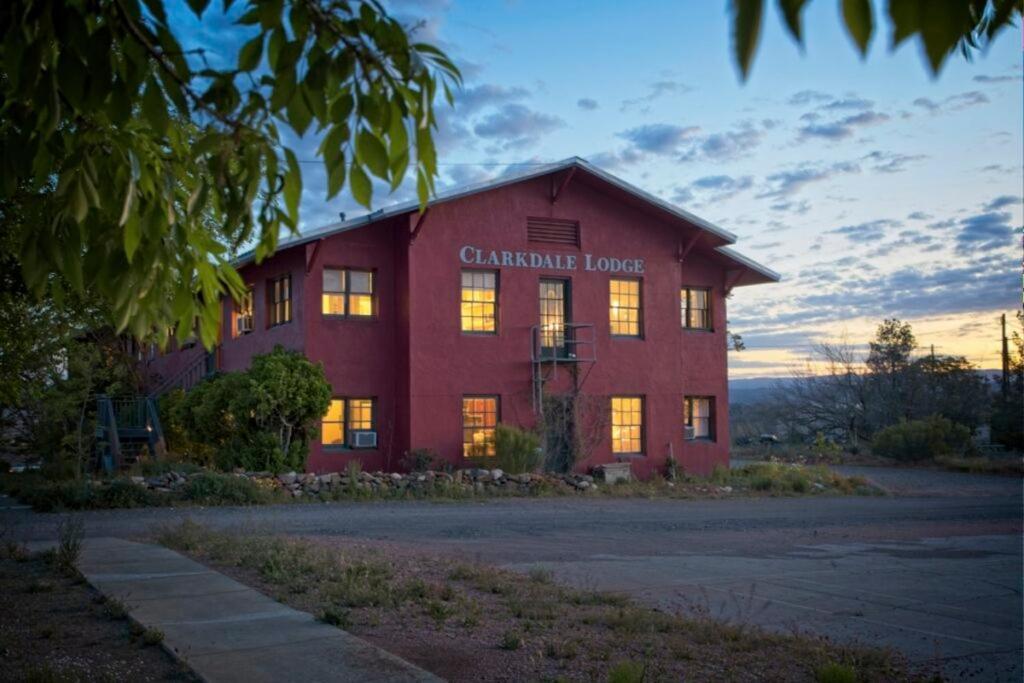 The Clarkdale Lodge Екстер'єр фото